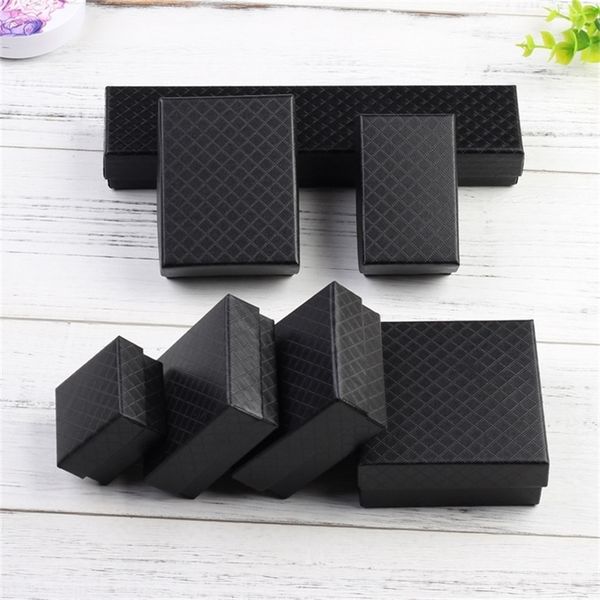 jewelry boxes 24pcs for necklace earrings ring bracelet engagement christmas gift packaging paper jewellery organizer display 220912, Black;white
jewelry boxes 24pcs for necklace earrings ring bracelet engagement christmas gift packaging paper jewellery organizer display 220912, Black;white