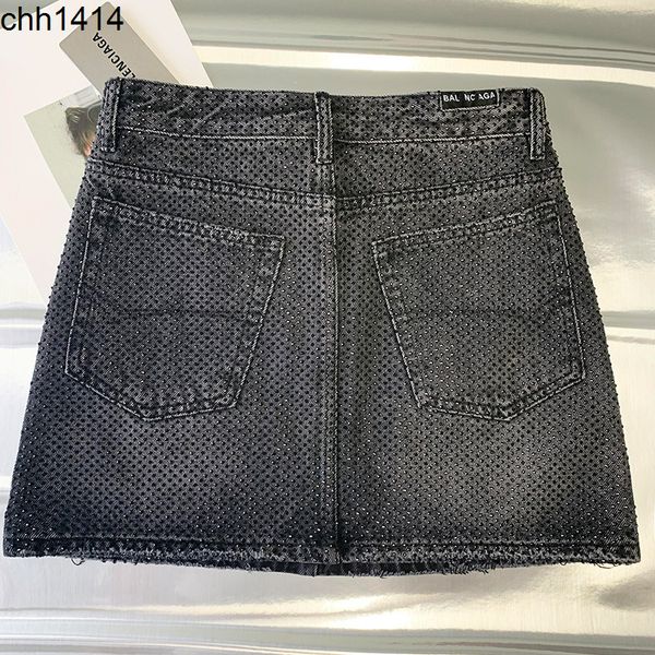2022 new manual full diamond bag hip denim skirt high waist women dark grey skirt summer, Black
2022 new manual full diamond bag hip denim skirt high waist women dark grey skirt summer, Black
