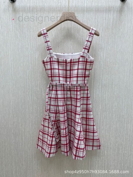 casual dresses designer shenzhen nanyou zhang ruonan's 2021 new suspender plaid dress of the same d family ed43, Black;gray
casual dresses designer shenzhen nanyou zhang ruonan's 2021 new suspender plaid dress of the same d family ed43, Black;gray