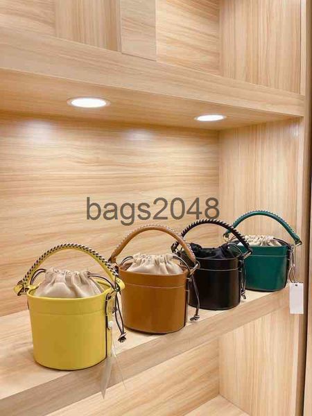 tor b evening bags shoulder bags luxury brand bucket fashion simple small square bag women's designer real leather mobile phone handbag
tor b evening bags shoulder bags luxury brand bucket fashion simple small square bag women's designer real leather mobile phone handbag