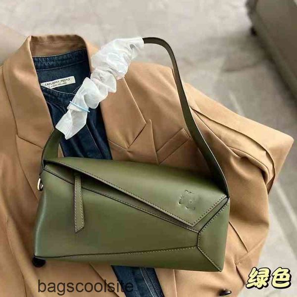 2022 bags loews wide woman bag women spring napa calfskin handbag strap light armpit fashion designer simple female puzzless 4y2v
2022 bags loews wide woman bag women spring napa calfskin handbag strap light armpit fashion designer simple female puzzless 4y2v