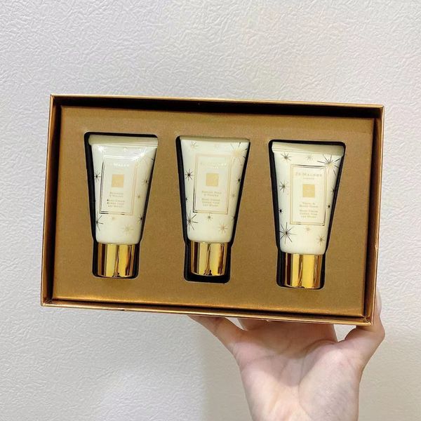 new christmas beauty items jo malone london limited edition perfume spray 3x30ml gift box hand cream kit moisturizing set hands skin care wi
new christmas beauty items jo malone london limited edition perfume spray 3x30ml gift box hand cream kit moisturizing set hands skin care wi