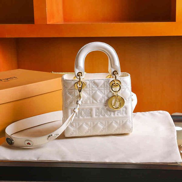 bags 2022 new live broadcast goods princess women's bag fashion single shoulder purses
bags 2022 new live broadcast goods princess women's bag fashion single shoulder purses