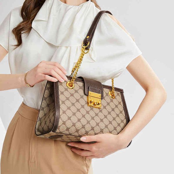 2022 luxury bag women's new style texture shoulder large capacity tote bag versatile chain purses
2022 luxury bag women's new style texture shoulder large capacity tote bag versatile chain purses