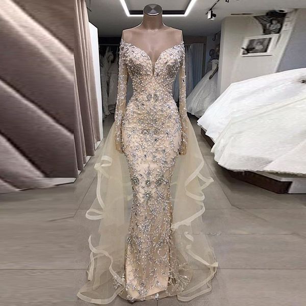 luxury mermaid evening dresses long sleeves v neck appliques sequins shiny lace beaded floor length detachable train celebrity plus size par, Black;red
luxury mermaid evening dresses long sleeves v neck appliques sequins shiny lace beaded floor length detachable train celebrity plus size par, Black;red