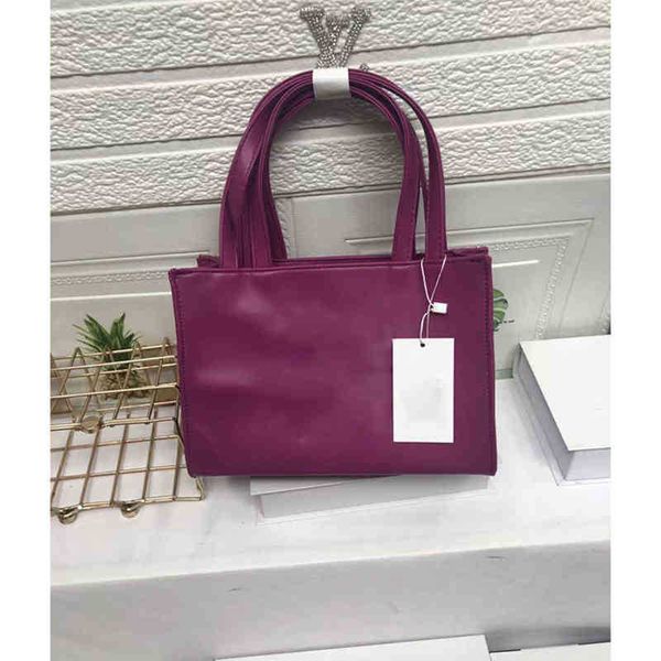 tote bag designer bags the totes designers women shoulder crossbody leather luxury handbags large capacity backpack classic luxurys 915v
tote bag designer bags the totes designers women shoulder crossbody leather luxury handbags large capacity backpack classic luxurys 915v