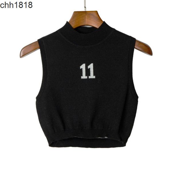 2021 stars of the same model summer black slim knit casual round neck tank t-shirt song qian of the same model, White
2021 stars of the same model summer black slim knit casual round neck tank t-shirt song qian of the same model, White