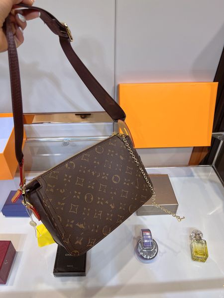 designer luxury women the tote bag fashion versatile handbags shoulder crossbody bags purse tories totes large capacity saddle wallets 7a on
designer luxury women the tote bag fashion versatile handbags shoulder crossbody bags purse tories totes large capacity saddle wallets 7a on