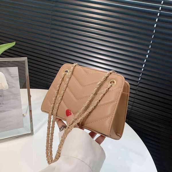 early embroidered thread chain bag simple girl public one shoulder crossbody bag female underarm handbags
early embroidered thread chain bag simple girl public one shoulder crossbody bag female underarm handbags