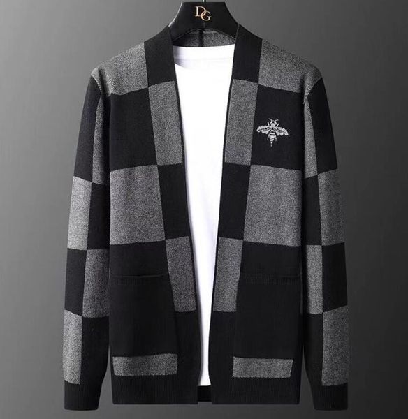 men's sweaters new designer luxury dunks knitted cardigan bee high-end brand fashion plaid cardigan coat, White;black
men's sweaters new designer luxury dunks knitted cardigan bee high-end brand fashion plaid cardigan coat, White;black