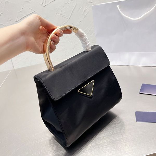 designers totes 2022 new fashion crossbody shouler women handbags with luxurys vintage small handle bag lady hot
designers totes 2022 new fashion crossbody shouler women handbags with luxurys vintage small handle bag lady hot