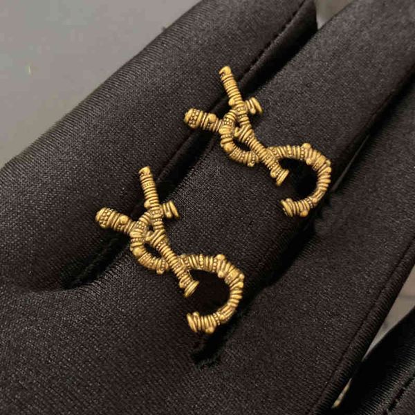 designer earring love earrings for woman brand simple letters y gold 925 silver diamond ring lady jewelry ear stud, Golden;silver
designer earring love earrings for woman brand simple letters y gold 925 silver diamond ring lady jewelry ear stud, Golden;silver