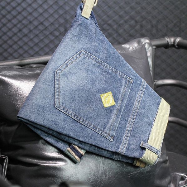 men's shorts designer light blue jeans shorts summer thin high-end middle pants loose straight elastic wash tide brand five leggings lv, White;black
men's shorts designer light blue jeans shorts summer thin high-end middle pants loose straight elastic wash tide brand five leggings lv, White;black