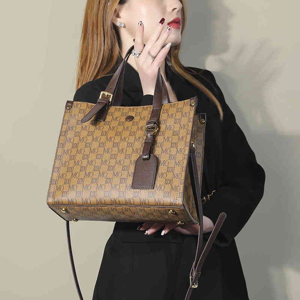 new handbag printing sense large capacity portable single shoulder crossbody women's 2022 new purses
new handbag printing sense large capacity portable single shoulder crossbody women's 2022 new purses
