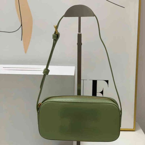 bags triumphal arch brand ce leather small square women's 2022 new leisure one shoulder messenger bag versatile tofu bag
bags triumphal arch brand ce leather small square women's 2022 new leisure one shoulder messenger bag versatile tofu bag