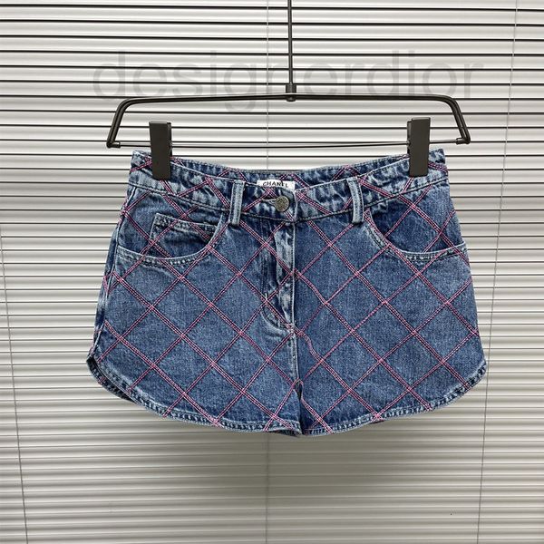 women's jeans designer shenzhen nanyou store 2022 spring and summer new product series denim diamond embroidery high waist temperament, Blue
women's jeans designer shenzhen nanyou store 2022 spring and summer new product series denim diamond embroidery high waist temperament, Blue