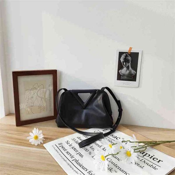 designer fashion bottess bag venetas s venetas candy bottegav color inverted triangle fold cloud summer small one shoulder cross carry dumpl
designer fashion bottess bag venetas s venetas candy bottegav color inverted triangle fold cloud summer small one shoulder cross carry dumpl