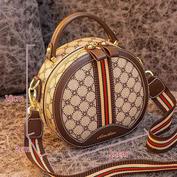 french bag style women's new 2022 small sense of texture crossbody bag fashion purses
french bag style women's new 2022 small sense of texture crossbody bag fashion purses