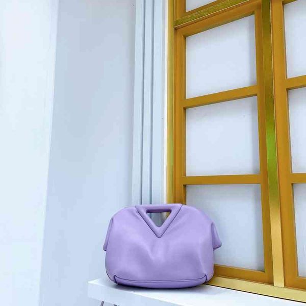 designer fashion bottess bag venetas s venetas color inverted triangle candy cloud soft leather wrinkled small 2022 single shoulder mess 106
designer fashion bottess bag venetas s venetas color inverted triangle candy cloud soft leather wrinkled small 2022 single shoulder mess 106