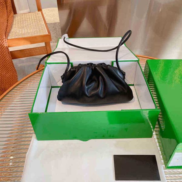 coin purses pleated cloud shoulder bags women cute handbag leather designer magnetic cover crossbody female knotted straps pouch 220314mult, Red;black
coin purses pleated cloud shoulder bags women cute handbag leather designer magnetic cover crossbody female knotted straps pouch 220314mult, Red;black