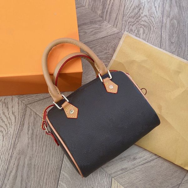 tote designer handbag classic vintage patchwork presbyopia leather bag brand purse party purse luxury bags
tote designer handbag classic vintage patchwork presbyopia leather bag brand purse party purse luxury bags
