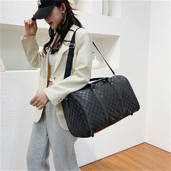 duffle bag classic 45 50 55 travel luggage for men real leather quality women crossbody totes shoulder bags mens womens handbags 5 colors
duffle bag classic 45 50 55 travel luggage for men real leather quality women crossbody totes shoulder bags mens womens handbags 5 colors