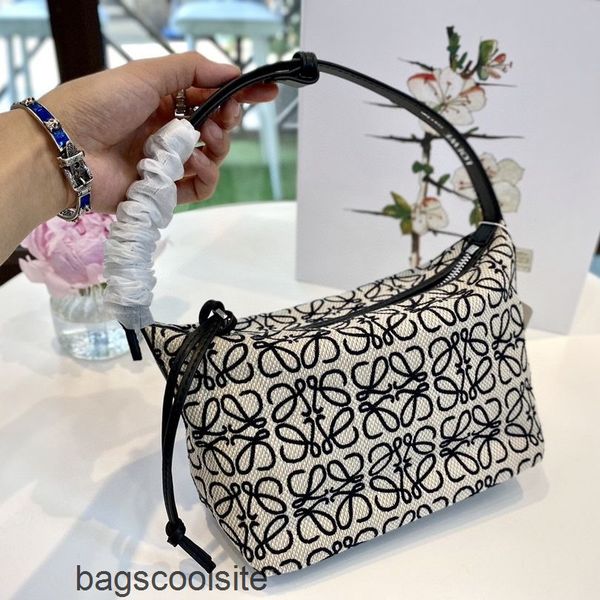 bag woman bags women designer loews 2022 handbags canvas embroidered bento portable j4l2
bag woman bags women designer loews 2022 handbags canvas embroidered bento portable j4l2