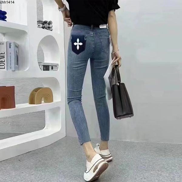 2022 new embroidery high waist elastic thin jeans leggings women's autumn pants, Blue
2022 new embroidery high waist elastic thin jeans leggings women's autumn pants, Blue