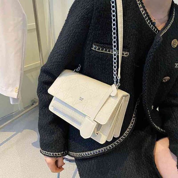 2022 new indentation small square bag fashion single shoulder diagonal bag inner compartment simple versatile woman purses
2022 new indentation small square bag fashion single shoulder diagonal bag inner compartment simple versatile woman purses