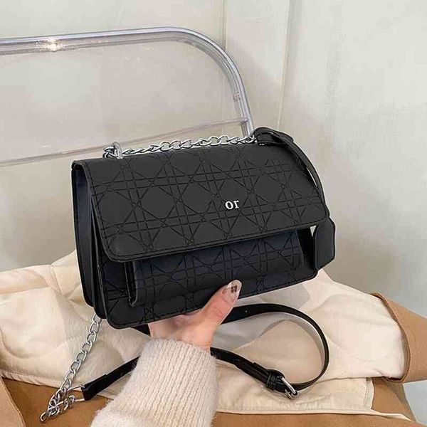 2022 new indentation small square bag fashion sling one shoulder diagonal bag inner compartment small bag simple versatile woman
2022 new indentation small square bag fashion sling one shoulder diagonal bag inner compartment small bag simple versatile woman