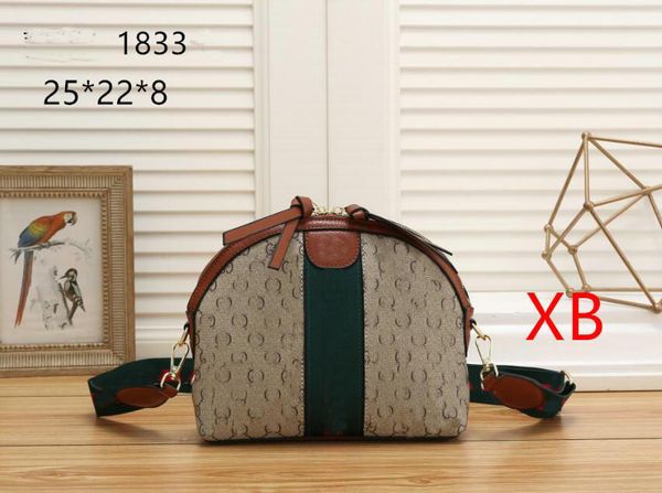 luxurys designers flap bags shoulder handbag messenger women totes fashion vintage handbags classic crossbody clutch purse wallet 1833#25x22
luxurys designers flap bags shoulder handbag messenger women totes fashion vintage handbags classic crossbody clutch purse wallet 1833#25x22