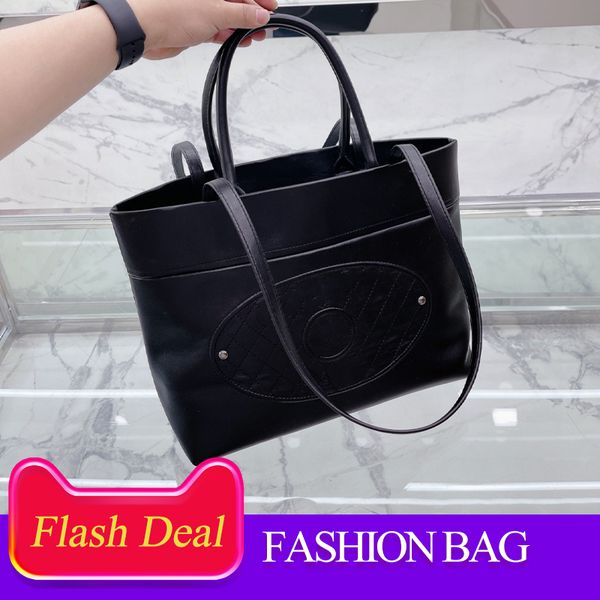 2022 armpit bags famous brand classic leather designer women luxurys handbags for ladies shoulder bag baguette fashionable bags wholesale
2022 armpit bags famous brand classic leather designer women luxurys handbags for ladies shoulder bag baguette fashionable bags wholesale