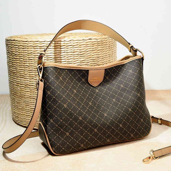 women's bag 2022 new fashion high-capacity commuter messenger bag printed casual messenger bag
women's bag 2022 new fashion high-capacity commuter messenger bag printed casual messenger bag