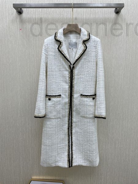 women's jackets designer shenzhen nanyou's new autumn and winter 2021 twill soft tweed woven long lapel design high-class elegant, Black;brown
women's jackets designer shenzhen nanyou's new autumn and winter 2021 twill soft tweed woven long lapel design high-class elegant, Black;brown