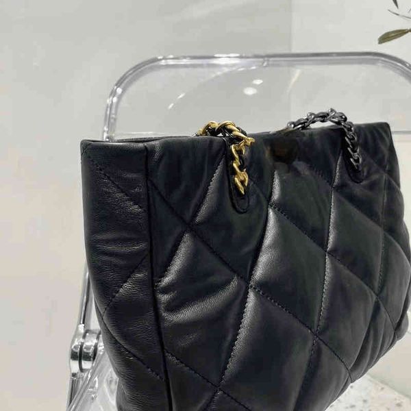 shoulder bags brand c 2022b 19 series new tote bag lingge chain single shoulder shopping bag
shoulder bags brand c 2022b 19 series new tote bag lingge chain single shoulder shopping bag