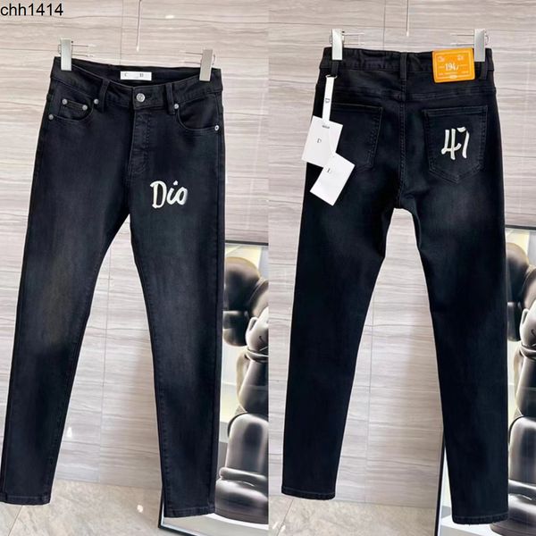 20221 new autumn and winter high waist elastic tight skinny little leg jeans, Blue
20221 new autumn and winter high waist elastic tight skinny little leg jeans, Blue
