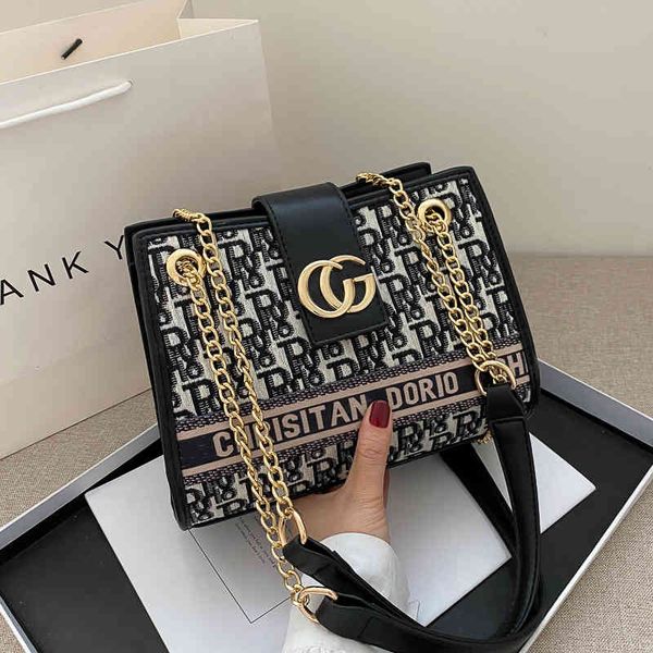 2022 new fashion style one shoulder portable messenger bag large capacity chain tote women purses outlet
2022 new fashion style one shoulder portable messenger bag large capacity chain tote women purses outlet