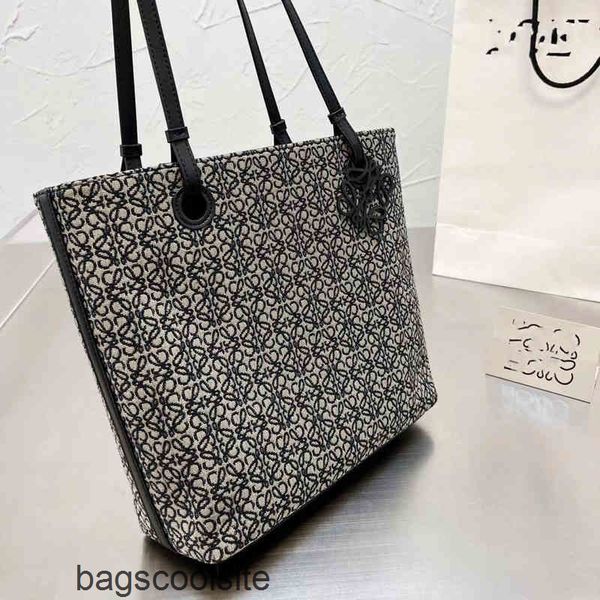 2023 bags loews shopping woman bag totes women designer embroidery handbags tote 2-color size tote embroidered ha v3mf
2023 bags loews shopping woman bag totes women designer embroidery handbags tote 2-color size tote embroidered ha v3mf