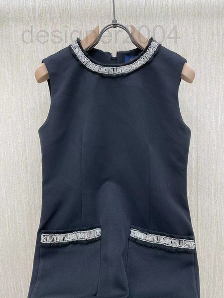 casual dresses designer shenzhen nanyou 2022 spring and summer new round neck beading technology shows thin high pockets the dress is elegan, Black;gray
casual dresses designer shenzhen nanyou 2022 spring and summer new round neck beading technology shows thin high pockets the dress is elegan, Black;gray