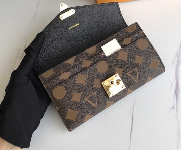 2021 fashion flowers designer wallets luxurys men women leather bags classic letters key coin purse original plaid card, Red;black
2021 fashion flowers designer wallets luxurys men women leather bags classic letters key coin purse original plaid card, Red;black