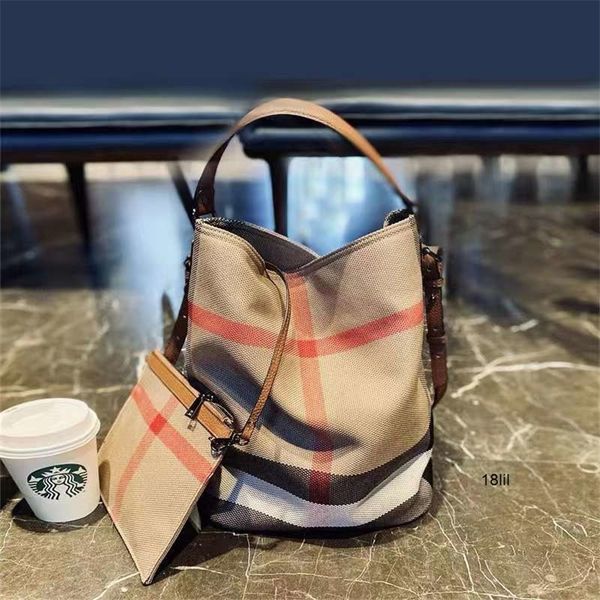 designer luxury burbrerity bags for women brown crossbody handbags vintage burbrery leather wallet paris plaid the totes bag fashion purses
designer luxury burbrerity bags for women brown crossbody handbags vintage burbrery leather wallet paris plaid the totes bag fashion purses