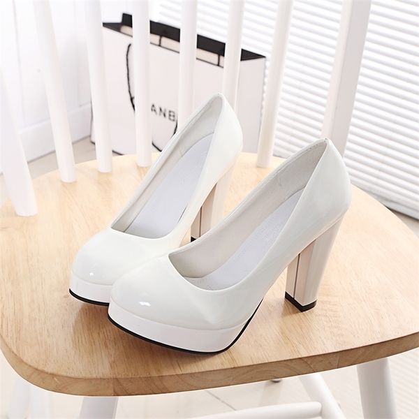 dress shoes high heels shoes women white wedding shoes thick cm heels fashion party pumps footwear black red round zapatos de mujer 22091
dress shoes high heels shoes women white wedding shoes thick cm heels fashion party pumps footwear black red round zapatos de mujer 22091
