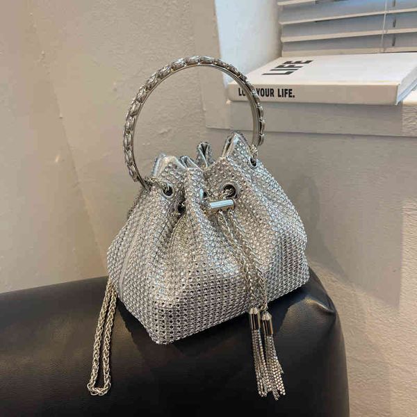 2022 new bag female messenger sequin rhinestone metal handle blessing diamond tassel bucket bag handbags
2022 new bag female messenger sequin rhinestone metal handle blessing diamond tassel bucket bag handbags