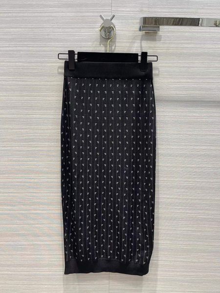 2022 new autumn winter fashionable milan designer skirts fashion a skirts women brand same style sundress 0913-6, Black
2022 new autumn winter fashionable milan designer skirts fashion a skirts women brand same style sundress 0913-6, Black