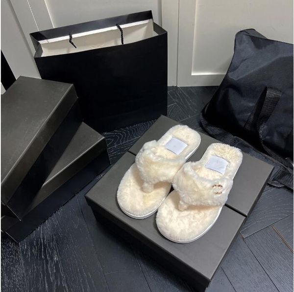 designers luxurys slippers solid color plush letter design warmth slippers couple model temperament indoor l wear warm thick bottom shoes ni, Black
designers luxurys slippers solid color plush letter design warmth slippers couple model temperament indoor l wear warm thick bottom shoes ni, Black