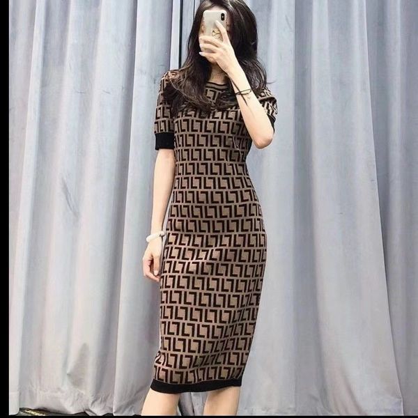 designer women's casual dresses fashion knitwear outerwear short sleeved vest woman dresse luxury vintage letter-printed long sleeved s, Black;gray
designer women's casual dresses fashion knitwear outerwear short sleeved vest woman dresse luxury vintage letter-printed long sleeved s, Black;gray