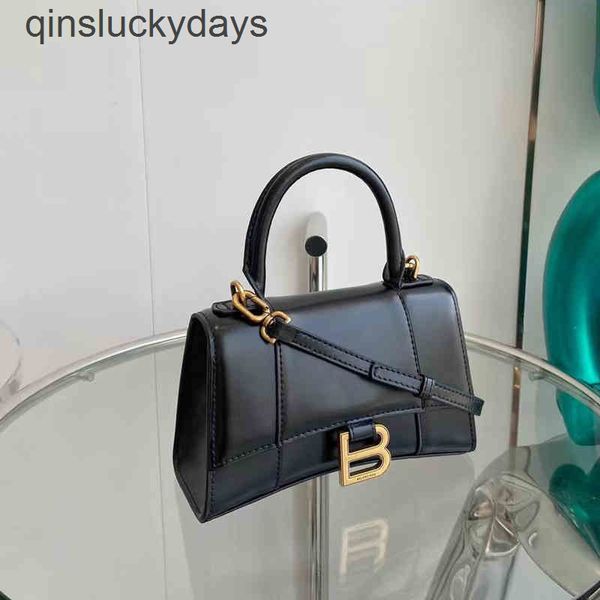 home balencigabag b designers handbag bag high version leather hourglass xs crocodile single shoulder small fe
home balencigabag b designers handbag bag high version leather hourglass xs crocodile single shoulder small fe