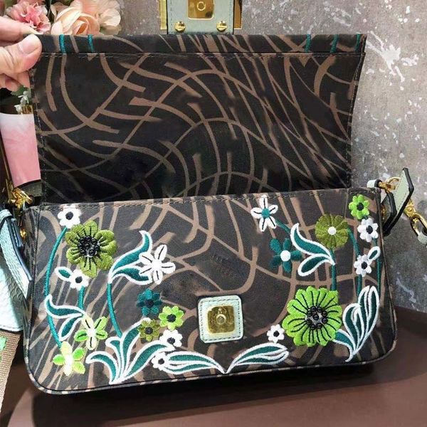 fends designer luxury women bag fend handbags fende tote beach fendyity shoulder bags fendace purses designers woman handbag 7a lgj5
fends designer luxury women bag fend handbags fende tote beach fendyity shoulder bags fendace purses designers woman handbag 7a lgj5
