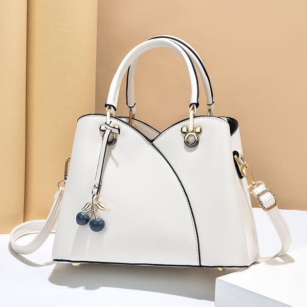 evening bags autumn and winter all match fashionable women s handbag temperament one shoulder messenger bag women 220913
evening bags autumn and winter all match fashionable women s handbag temperament one shoulder messenger bag women 220913