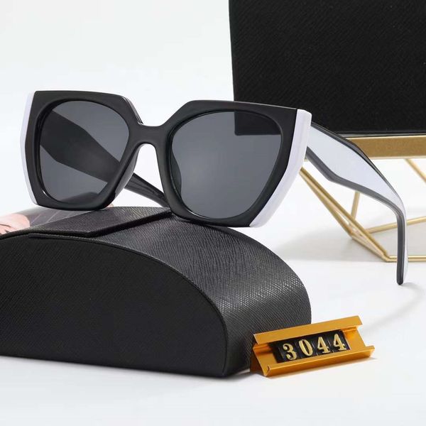 luxury brands sunglasses fashion multicolor classic women mens glasses driving sport shading trend with box 3044, White;black
luxury brands sunglasses fashion multicolor classic women mens glasses driving sport shading trend with box 3044, White;black